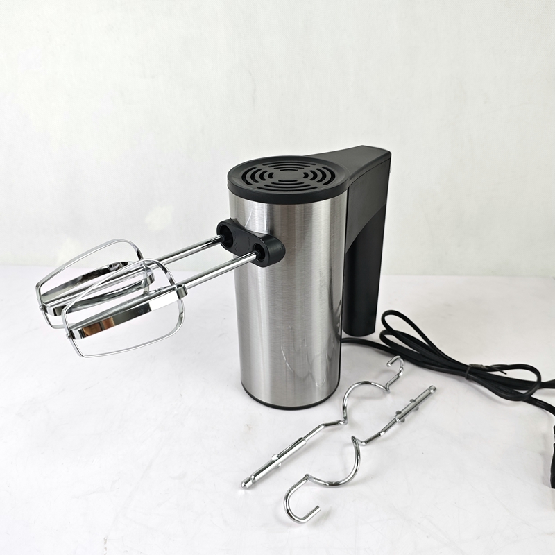 electric hand mixer