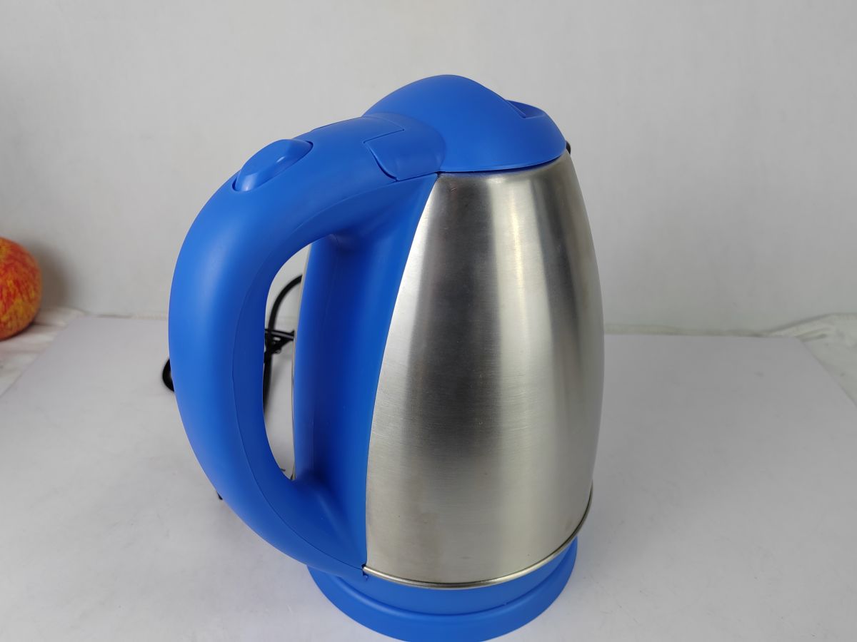 stainless steel whistling kettle