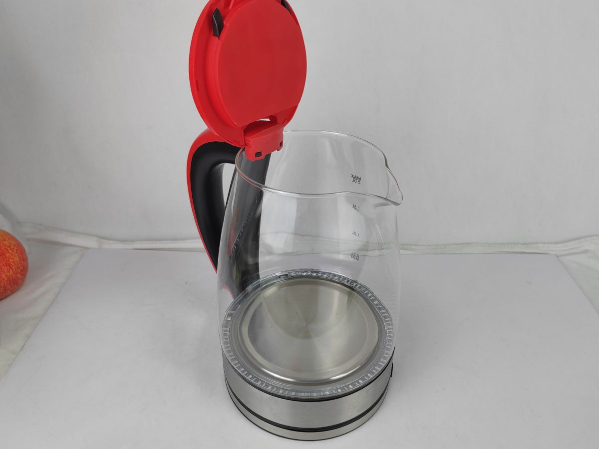 red retro kettle