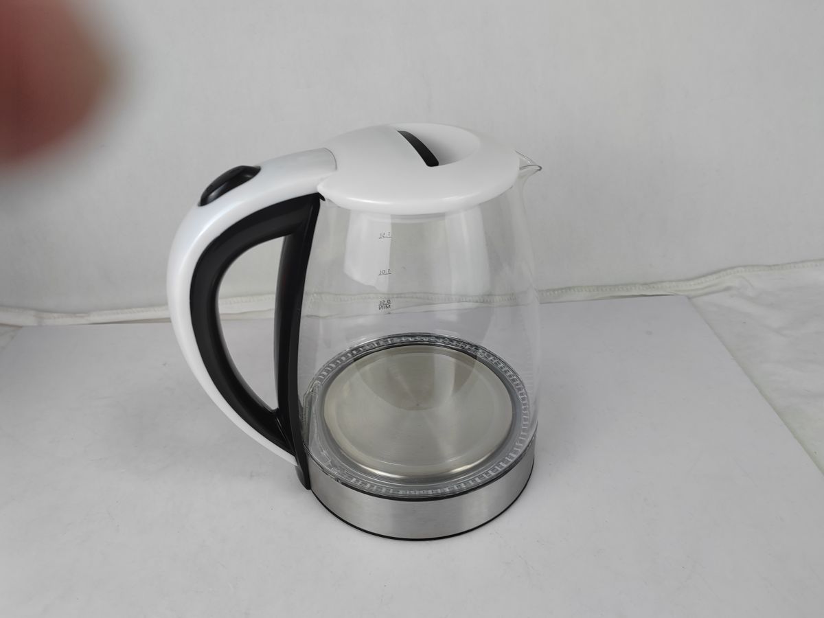 white ceramic kettle