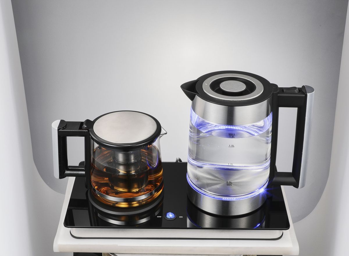 kettle and cup set