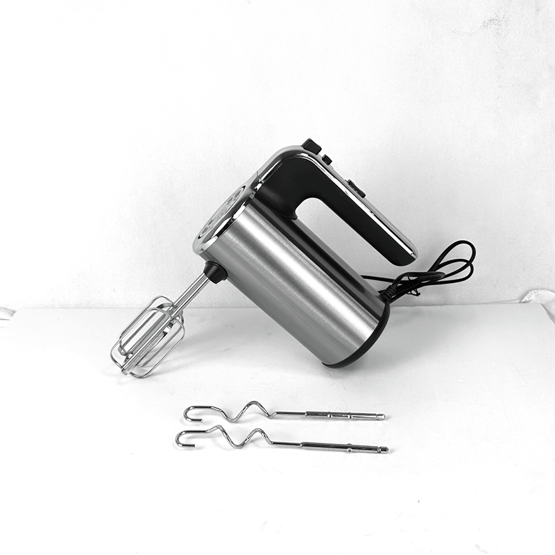 600 watt hand mixer